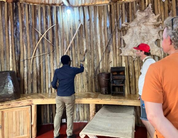 9-DAY TANZANIA LUXURY SAFARIS & CULTURAL EXPEDITION