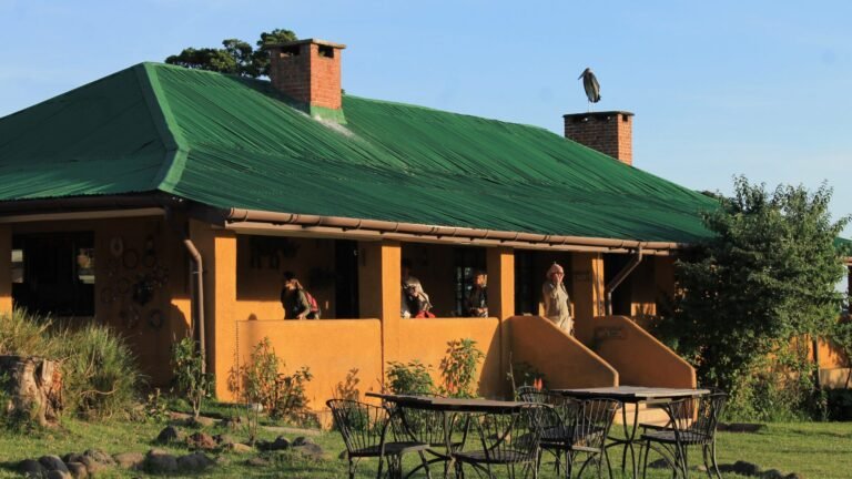 Rhino-Lodge-3