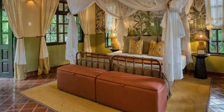 garden-bedroom-rivertrees-country-inn-arusha-tanzania