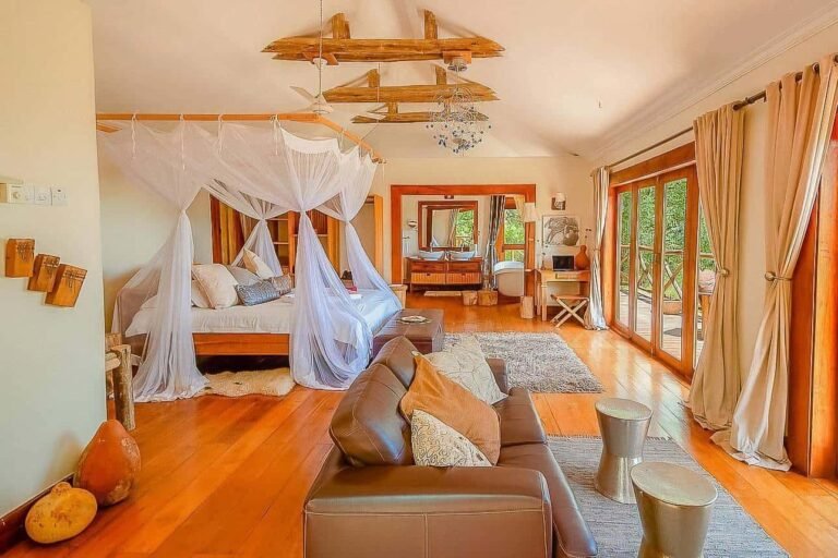 1773394764444-5t2pgx-escarpment-luxury-lodge-wa8t