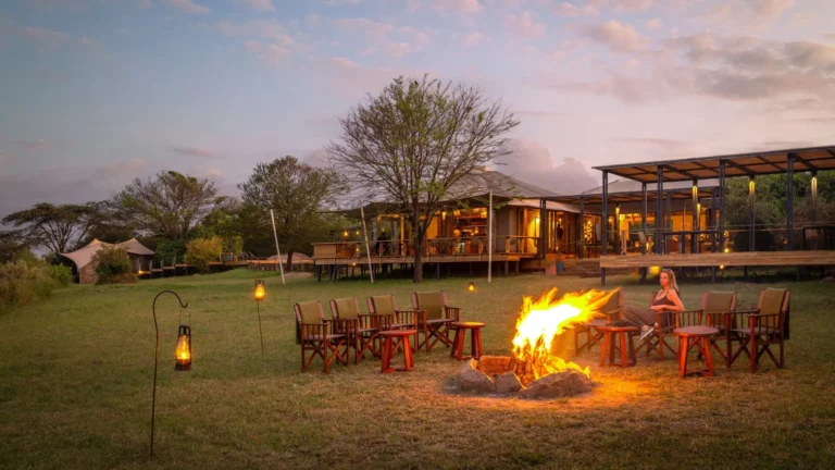 Asilia-Africa-Sayari-Camp-Campfirejpg