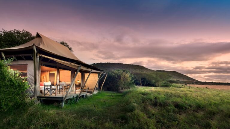 Kenya-Kichwa-Room-Superior-view-tents-exterior