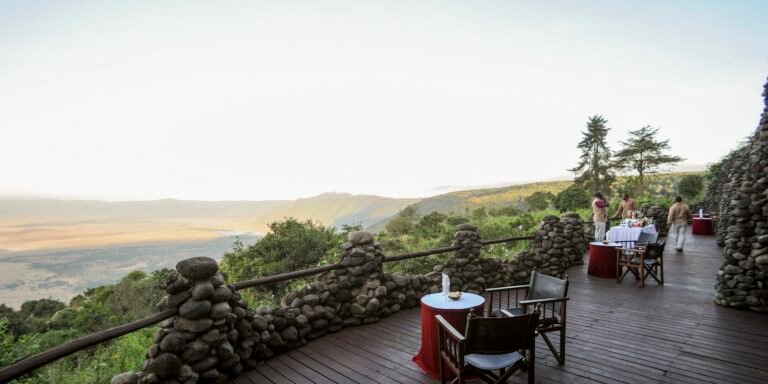 ngorongoro-serena-terrace-exterior